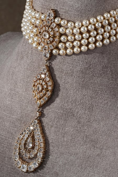 Tarun Tahiliani Gold Plated Pearl Linked Embellished Gulluband Necklace Online at Aza Fashions Tarun Tahiliani_Gold Plated Pearl Linked Embellished Gulluband Necklace _Online_at_Aza_Fashions