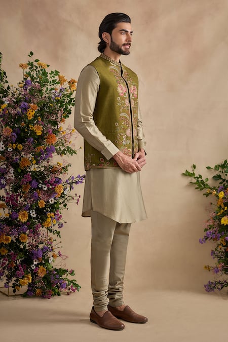 Shop Kalista Green Chanderi, Viscose, Silk Embroidery Ishvik Floral Pattern Bundi Set Online at Aza Fashions Shop_Kalista_Green Chanderi, Viscose, Silk Embroidery Ishvik Floral Pattern Bundi Set _Online_at_Aza_Fashions