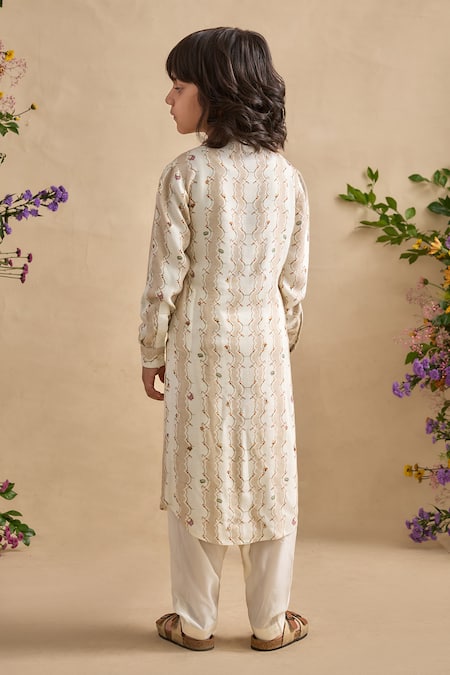 Shop Kalista Off White Viscose Eshan Printed Kurta And Pant Set at Aza Fashions Shop_Kalista_Off White Viscose Eshan Printed Kurta And Pant Set _at_Aza_Fashions