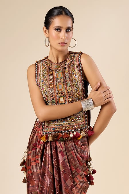 Shop_Tarun Tahiliani_Red Round Neck Mirror Embroidered Vest _Online_at_Aza_Fashions
