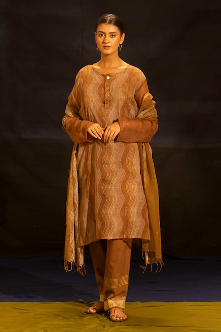 Banana Labs Woven Wave Pattern Kurta & Pant Set 