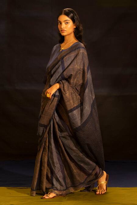 Banana Labs Navy Tussar, Kota Doria Square Neck Color Block Pattern Saree With Blouse at Aza Fashions Banana Labs_Navy Tussar, Kota Doria Square Neck Color Block Pattern Saree With Blouse _at_Aza_Fashions