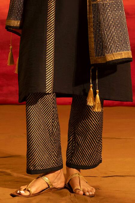 Buy_Banana Labs_Black Cotton, Kota Doria Scoop Neck Striped Tunic Pant Set 