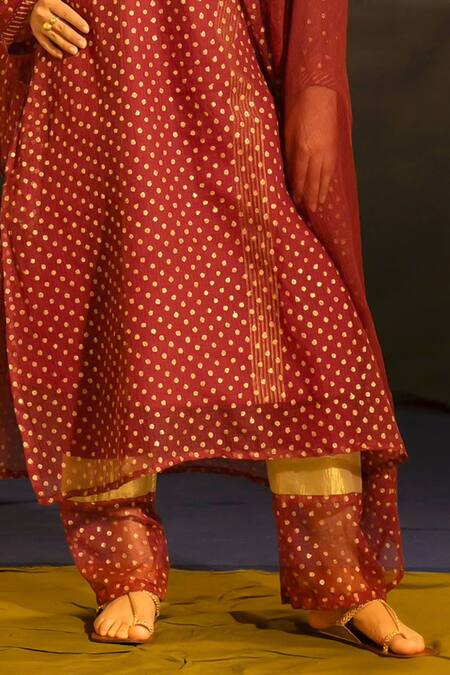 Banana Labs_Maroon Kota Doria, Cotton Mandarin Collar Polka Pattern Kurta Palazzo Set _at_Aza_Fashions
