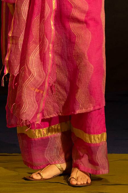 Shop_Banana Labs_Pink Kota Doria, Cotton Zari V-neck Woven Wave Pattern Kurta Palazzo Set _Online_at_Aza_Fashions