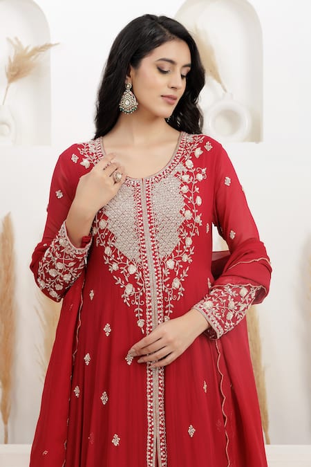 Buy_BAIDEHI_Red Georgette Beads, Pearls, Sequins, Double Layered Anarkali With Dupatta _Online_at_Aza_Fashions