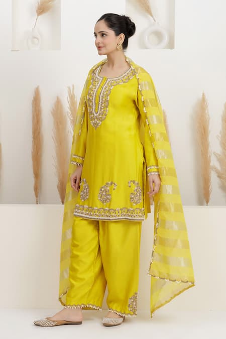 BAIDEHI_Mustard Chanderi Silk, Organza Sequins, Beads, Pearls, Zari, Kurta Set _Online_at_Aza_Fashions