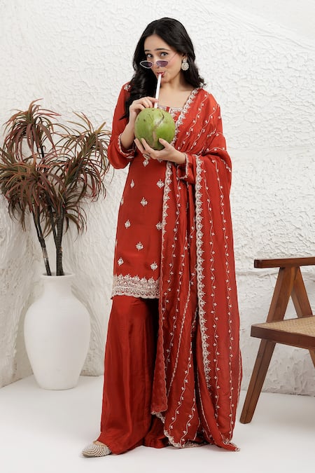 Buy BAIDEHI Orange Satin, Silk, Organza Embroidery, Beads, Pearls, Cutdana Kurta Set Online at Aza Fashions Buy_BAIDEHI_Orange Satin, Silk, Organza Embroidery, Beads, Pearls, Cutdana Kurta Set _Online_at_Aza_Fashions