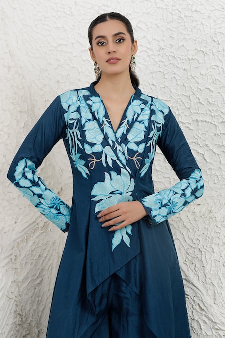 Buy_BAIDEHI_Blue Silk, Bemberg Applique, Embroidery V-neck Kurta And Palazzo Set _Online_at_Aza_Fashions