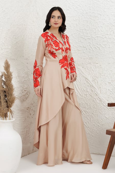 Buy_BAIDEHI_Beige Bemberg, Silk Applique, Embroidery V-neck Kurta And Palazzo Set _Online_at_Aza_Fashions