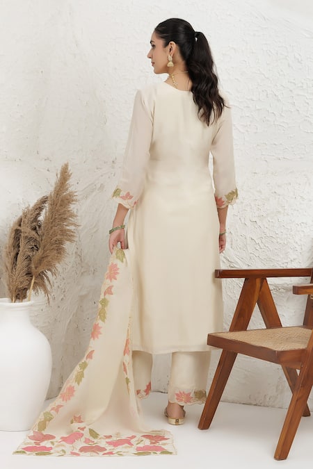 BAIDEHI Pitta & Applique Work Kurta Set 