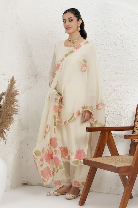 Buy_BAIDEHI_Ivory Muslin, Silk, Organza Applique, Embroidery Round Pitta And Work Kurta Set _Online_at_Aza_Fashions
