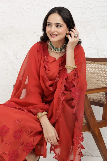 BAIDEHI_Rust Muslin, Silk, Organza Applique Split V-neck Work Kurta Set _at_Aza_Fashions