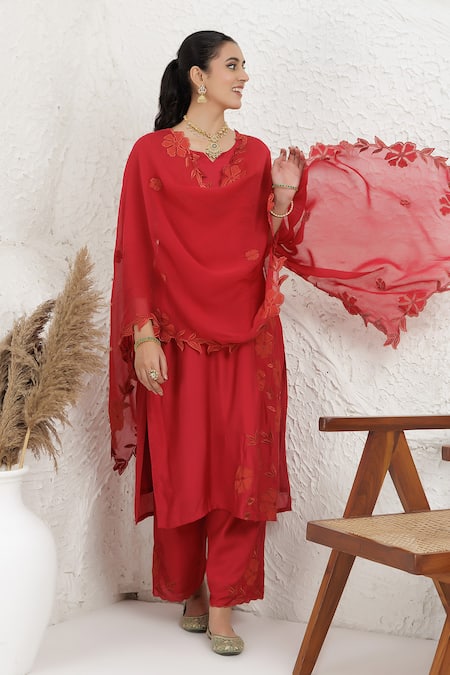 BAIDEHI_Red Silk, Muslin, Organza Applique Round Neck Work Kurta Pant Set _at_Aza_Fashions