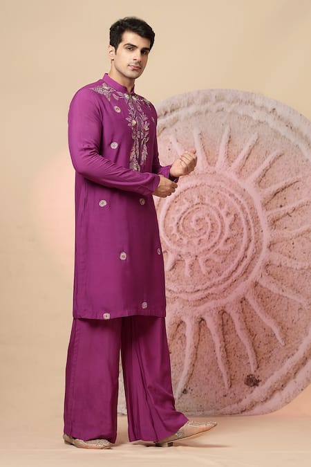 Soniya G_Magenta Chanderi Silk Embroidery, Mirrors Kurta Set _at_Aza_Fashions