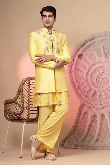 Buy_Soniya G_Yellow Chanderi Silk Embroidery, Metallic Thread Jacket And Kurta Set _Online_at_Aza_Fashions