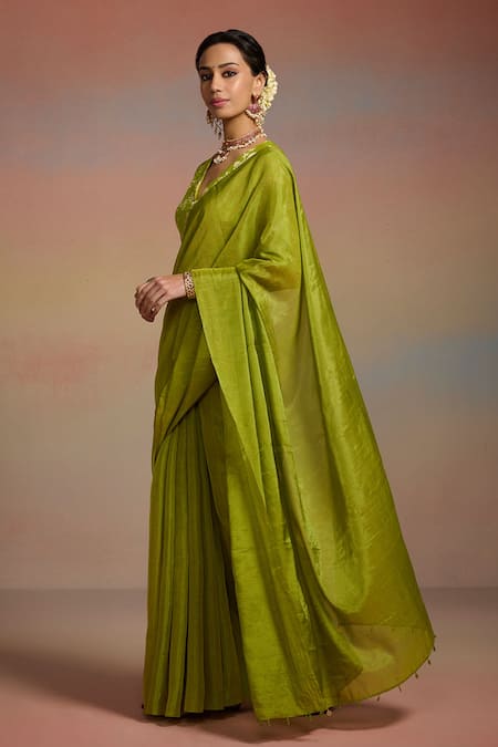 Dressfolk_Green Tissue Beads, Tassels Kira Saree With Unstitched Blouse Piece _at_Aza_Fashions