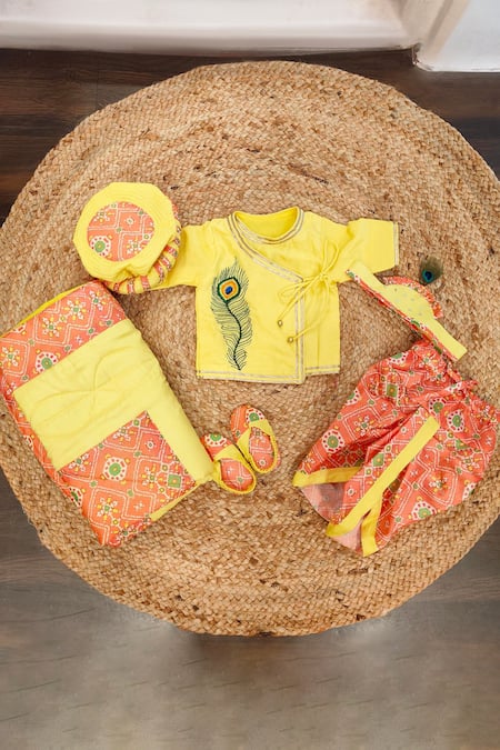 Lil Angels Yellow Silk, Cotton Embroidery Mor Pankh Jaamna Kurta Set at Aza Fashions Lil Angels_Yellow Silk, Cotton Embroidery Mor Pankh Jaamna Kurta Set _at_Aza_Fashions