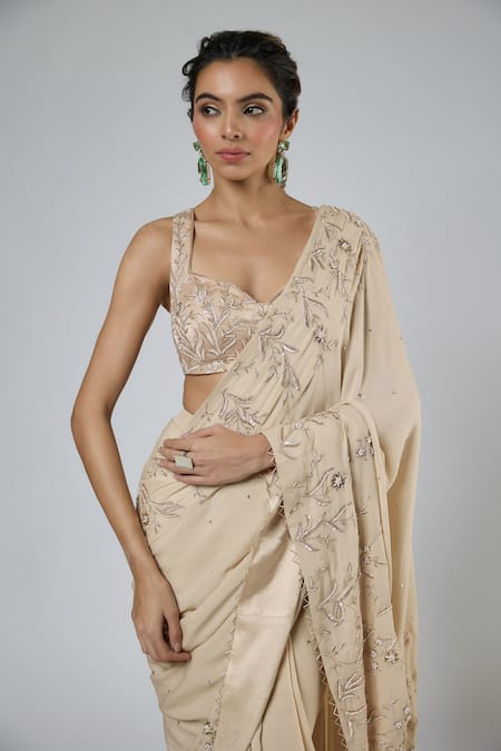 Masumi Mewawalla Beige Georgette, Tussar, Silk Embroidery, Resham And Aari Pre-draped Saree Set at Aza Fashions Masumi Mewawalla_Beige Georgette, Tussar, Silk Embroidery, Resham And Aari Pre-draped Saree Set _at_Aza_Fashions
