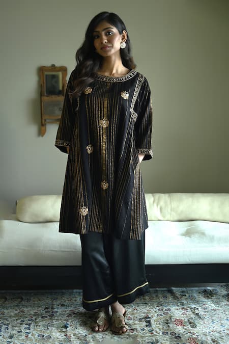 Buy_Shorshe Clothing_Black Handloom Cotton, Tussar, Silk Embroidery, Zari, Zardozi Kurta And Pant Set _Online_at_Aza_Fashions