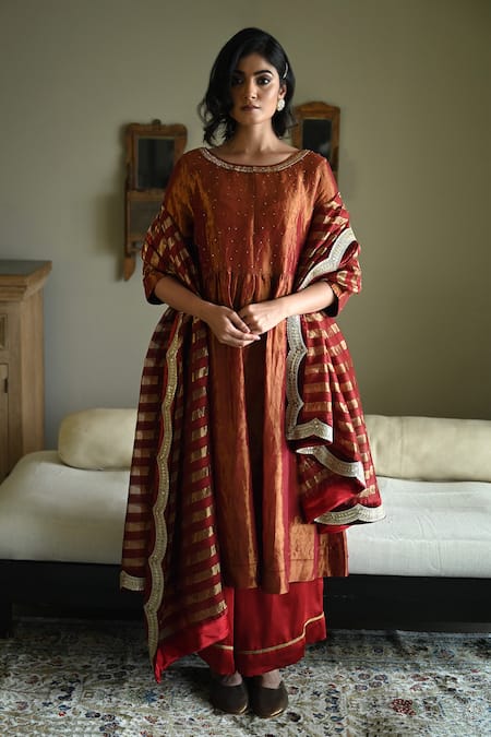 Shorshe Clothing Anna Tissue Embroidered Kurta & Flared Pant Set 