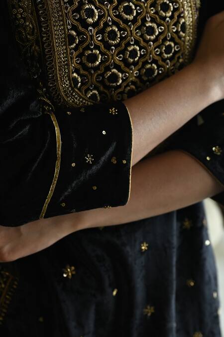 Shorshe Clothing_Black Velvet Embroidery, Sequins, Lace, Zari Sunehera Hand Kurta And Sharara Set _Online_at_Aza_Fashions