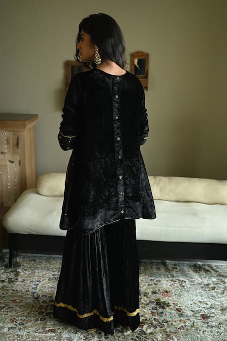 Shorshe Clothing Sunehera Velvet Hand Embroidered Kurta & Sharara Set 