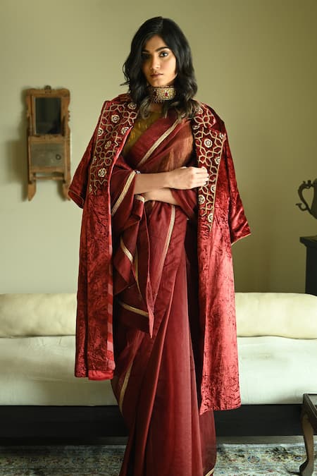 Shorshe Clothing Sally Velvet Hand Embroidered Jacket 