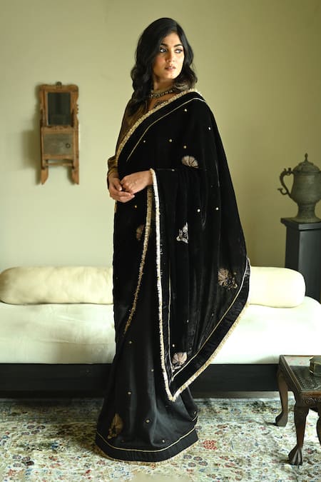 Shorshe Clothing Zubeida Velvet & Silk Embroidered Saree 