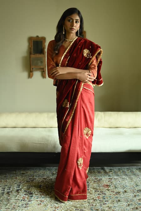 Shorshe Clothing Zubeida Hand Embroidered Saree 