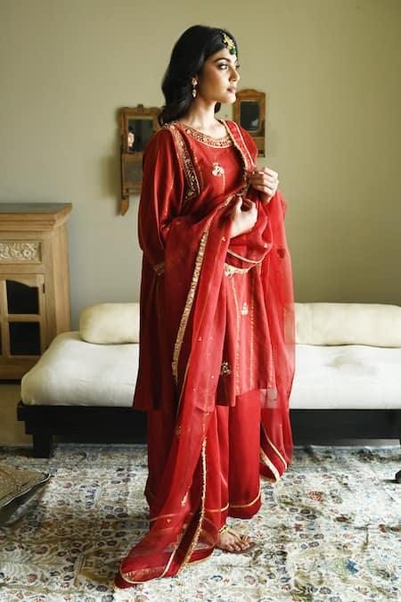 Shorshe Clothing Shiuli Organza Embroidered Dupatta 