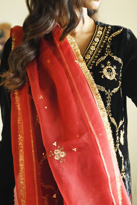 Buy_Shorshe Clothing_Red Organza Lace, Embroidery, Sequins Shiuli Dupatta _Online_at_Aza_Fashions