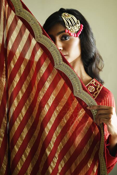 Buy_Shorshe Clothing_Red Tissue Lace, Embroidery Lakeerein Stripe Dupatta _Online_at_Aza_Fashions