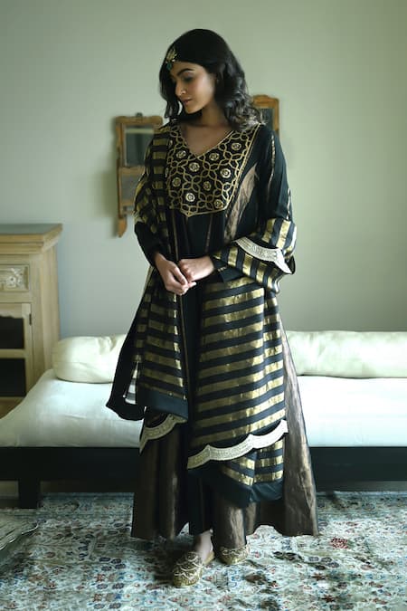 Shorshe Clothing Lakeerein Stripe Tissue Dupatta 