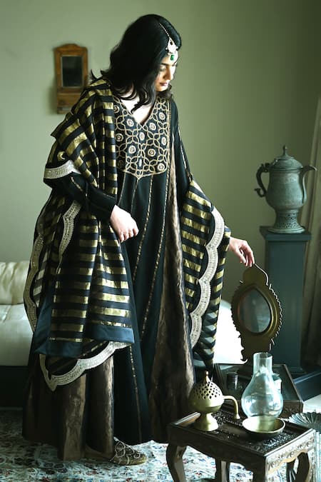 Shorshe Clothing Lakeerein Stripe Tissue Dupatta 