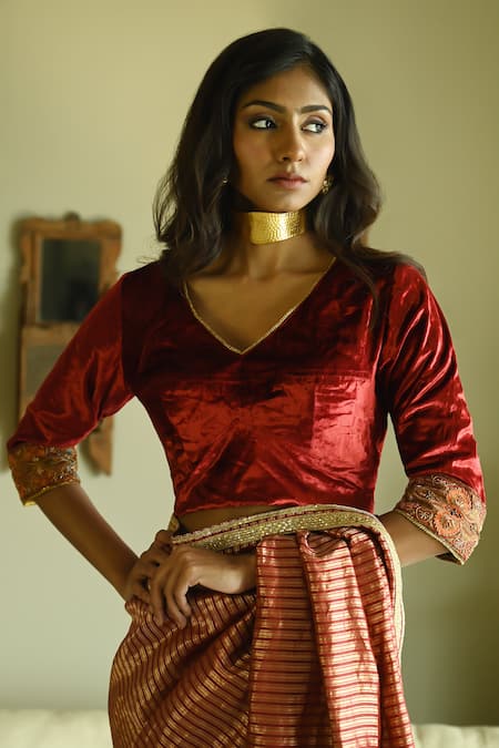 Shorshe Clothing Zubeida Velvet Embroidered Blouse 