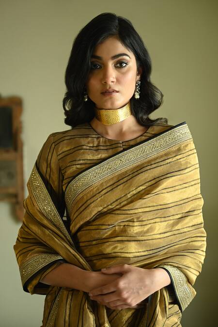 Shorshe Clothing_Gold Tissue Round Neck Stripes Lakeer Zero Blouse _Online_at_Aza_Fashions