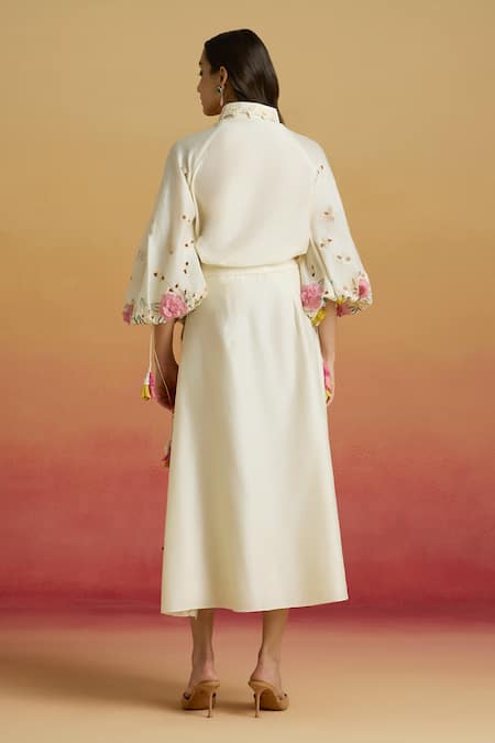 Chandrima Ivory 3D Floral Applique Skirt