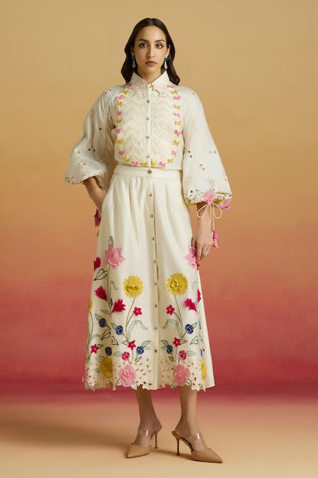 Chandrima Ivory 3D Floral Applique Skirt 