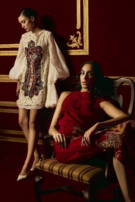 Chandrima Ivory Chanderi, Silk Organza Applique, Cut Work, Cutwork Layered Dress at Aza Fashions Chandrima_Ivory Chanderi, Silk Organza Applique, Cut Work, Cutwork Layered Dress _at_Aza_Fashions