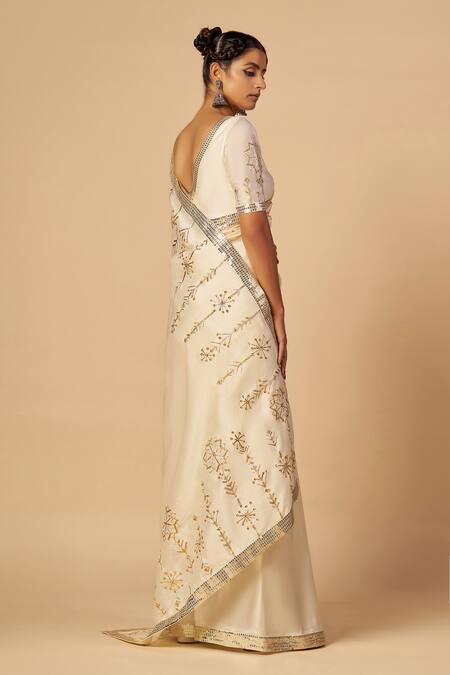 Gulabo By Abu Sandeep Off White Chanderi Sequins, Embroidery V-neck Blouse Online at Aza Fashions Gulabo By Abu Sandeep_Off White Chanderi Sequins, Embroidery V-neck Blouse _Online_at_Aza_Fashions