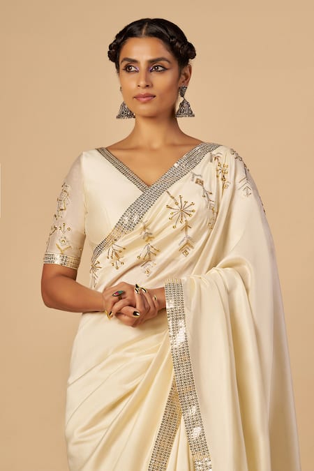 Gulabo By Abu Sandeep Embroidered V-Neck Blouse 