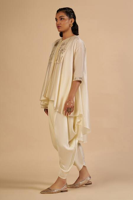 Gulabo By Abu Sandeep Off White Chanderi Draped Pant Online at Aza Fashions Gulabo By Abu Sandeep_Off White Chanderi Draped Pant _Online_at_Aza_Fashions
