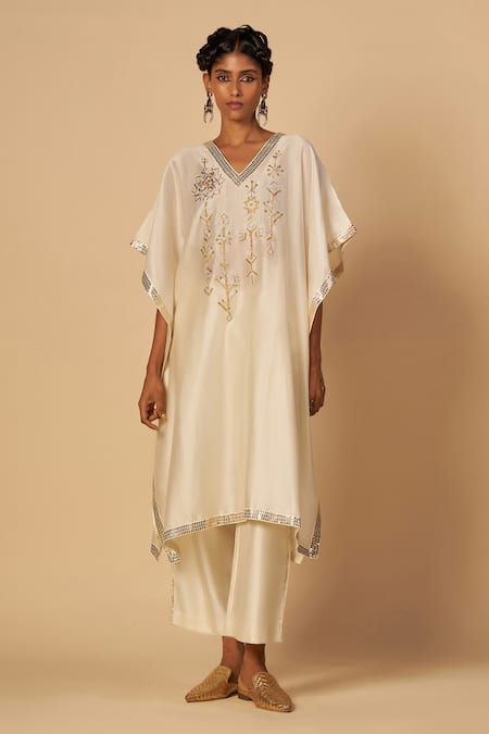 Gulabo By Abu Sandeep Off White Chanderi Embroidery, Sequins, Metallic Thread V-neck Kaftan