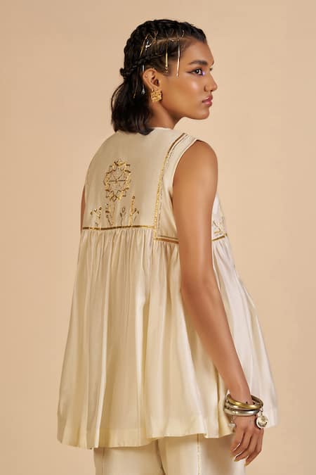 Shop Gulabo By Abu Sandeep Off White Chanderi Embroidery, Zari Round Neck Short Tunic at Aza Fashions Shop_Gulabo By Abu Sandeep_Off White Chanderi Embroidery, Zari Round Neck Short Tunic _at_Aza_Fashions