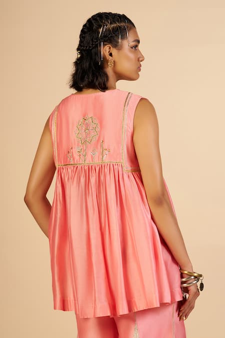 Shop Gulabo By Abu Sandeep Pink Chanderi Embroidery, Metallic Thread Round Neck, Button-down Gathered Tunic at Aza Fashions Shop_Gulabo By Abu Sandeep_Pink Chanderi Embroidery, Metallic Thread Round Neck, Button-down Gathered Tunic _at_Aza_Fashions