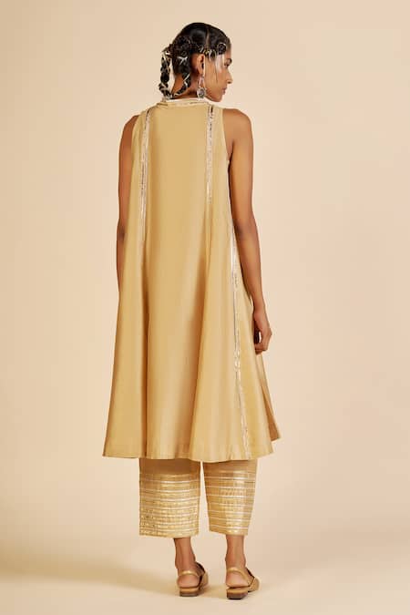 Shop Gulabo By Abu Sandeep Beige Chanderi Sequins, Zari Striped Embroidered Trouser at Aza Fashions Shop_Gulabo By Abu Sandeep_Beige Chanderi Sequins, Zari Striped Embroidered Trouser _at_Aza_Fashions