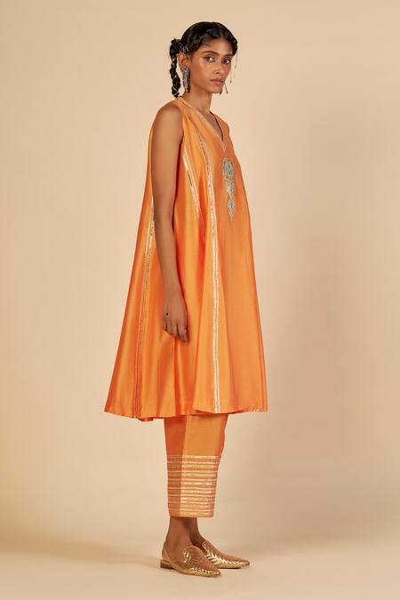 Gulabo By Abu Sandeep Orange Chanderi Sequins, Zari Embroidered Trouser Online at Aza Fashions Gulabo By Abu Sandeep_Orange Chanderi Sequins, Zari Embroidered Trouser _Online_at_Aza_Fashions