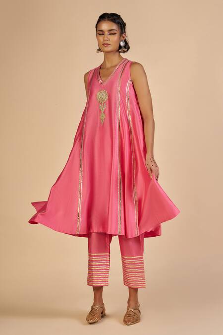 Gulabo By Abu Sandeep Pink Chanderi Embroidery Striped Trouser at Aza Fashions Gulabo By Abu Sandeep_Pink Chanderi Embroidery Striped Trouser _at_Aza_Fashions