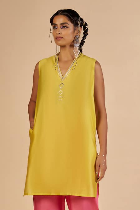 Gulabo By Abu Sandeep Embroidered Chanderi Tunic